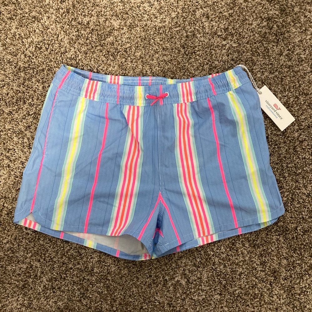 Girls vineyard vines shorts